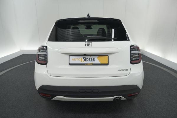 Fiat 600 1.2 Hybrid 100 DCT6 La Prima | Camera | Adaptieve Cruise Control | Dodehoekdetectie | Stoelverwarming