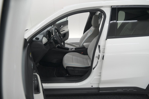 Fiat 600 1.2 Hybrid 100 DCT6 La Prima | Camera | Adaptieve Cruise Control | Dodehoekdetectie | Stoelverwarming