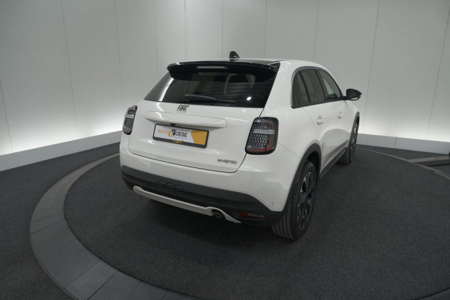 Fiat 600 1.2 Hybrid 100 DCT6 La Prima | Camera | Adaptieve Cruise Control | Dodehoekdetectie | Stoelverwarming