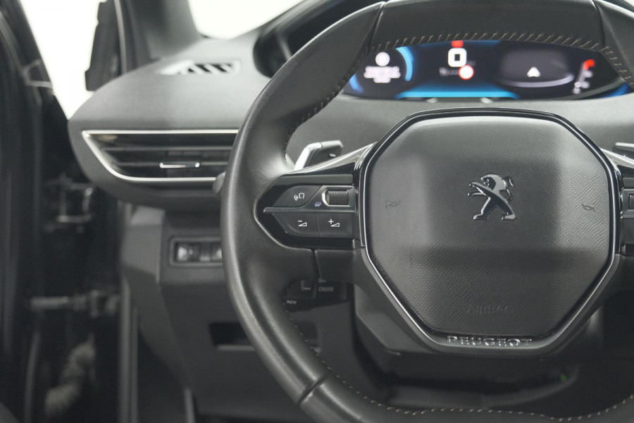 Peugeot 5008 PureTech 130 EAT8 Active Pack Business | 7 Zitplaatsen | Camera | Navigatie | Apple Carplay | Parkeersensoren
