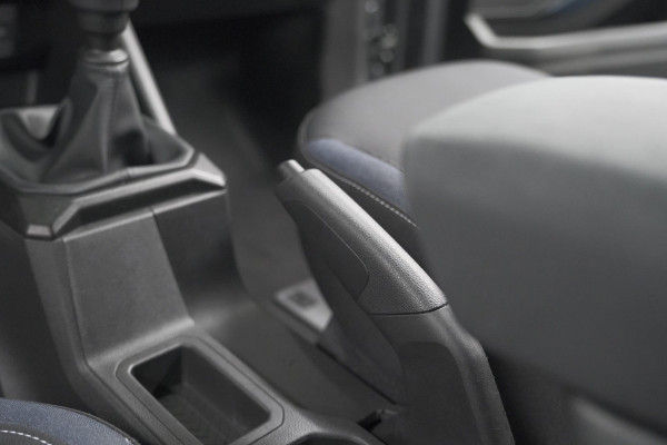 Dacia Duster TCe 130 mild hybrid Expression | Camera | Stoelverwarming | Apple Carplay | Navigatie