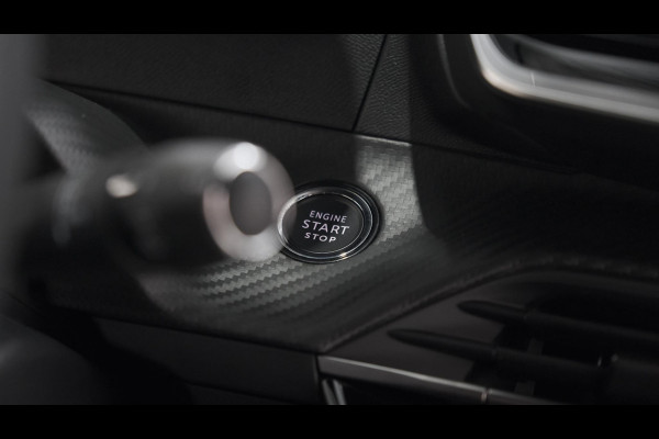 Peugeot 2008 PureTech 130 EAT8 GT | Trekhaak | 360 Camera | Adaptieve Cruise Control | Apple Carplay