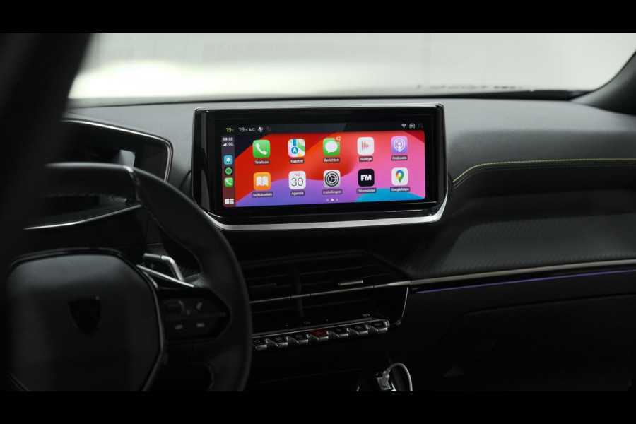 Peugeot 2008 PureTech 130 EAT8 GT | Trekhaak | 360 Camera | Adaptieve Cruise Control | Apple Carplay