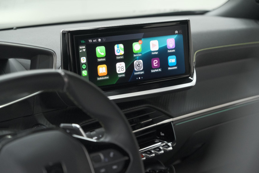 Peugeot 2008 PureTech 130 EAT8 GT | 360 Camera | Stoelmassage | Adaptieve Cruise Control | Dodehoekdetectie