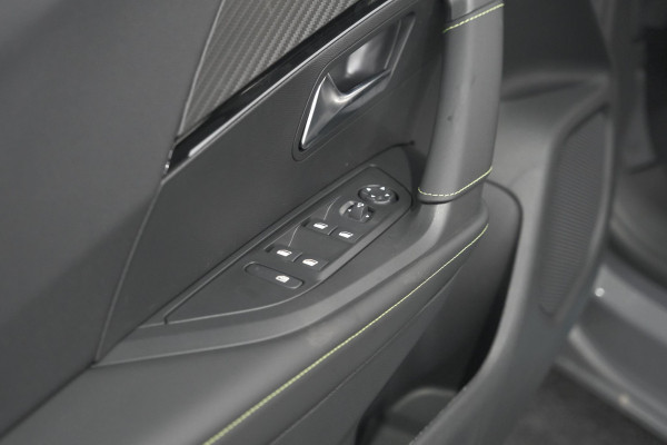 Peugeot 2008 Hybrid 145 e-DCS6 GT | 360 Camera | Adaptieve Cruise Control | Navigatie | Dodehoekdetectie