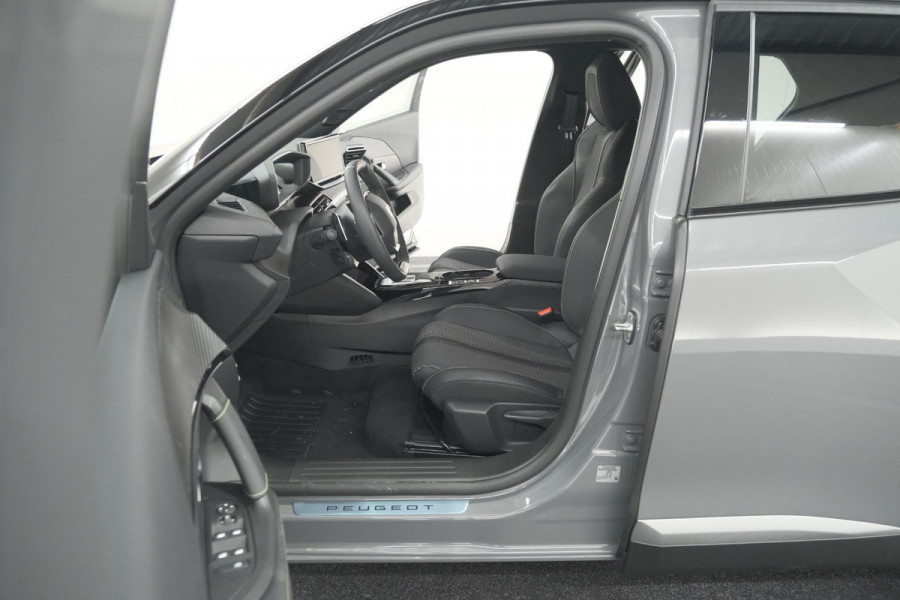 Peugeot 2008 Hybrid 145 e-DCS6 GT | 360 Camera | Adaptieve Cruise Control | Navigatie | Dodehoekdetectie