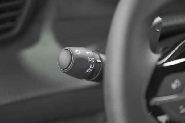 Peugeot 2008 Hybrid 145 e-DCS6 GT | 360 Camera | Adaptieve Cruise Control | Navigatie | Dodehoekdetectie