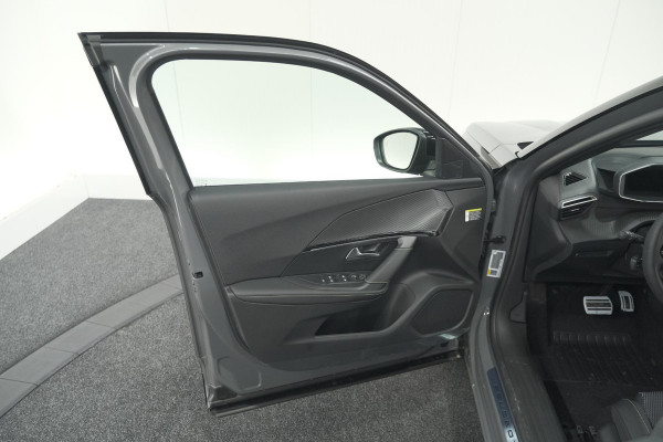 Peugeot 2008 Hybrid 145 e-DCS6 GT | 360 Camera | Adaptieve Cruise Control | Navigatie | Dodehoekdetectie