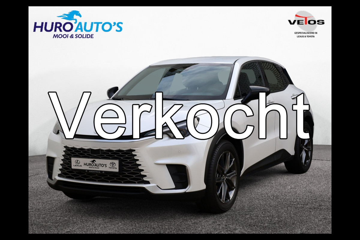 Lexus LBX Relax 2WD | Tech Pack | Memory Seat | El Achterklep