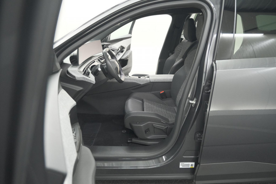 Peugeot 5008 1.2 Hybrid 136 e-DCS6 Allure | 7 Zitplaatsen | Camera | Stoelverwarming | Navigatie