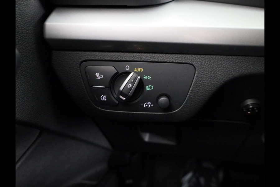 Audi Q5 Sportback 50 TFSI e S edition 299pk | Navigatie | Trekhaak | Parkeercamera | Stoelverwarming | Lichtmetalen velgen