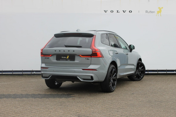 Volvo XC60 T8 Plug-in hybrid 455PK AWD Plus Black Edition Head-up display / Panoramisch schuif-kanteldak / Luchtvering / Trekhaak / 360graden camera / Google Infotainment