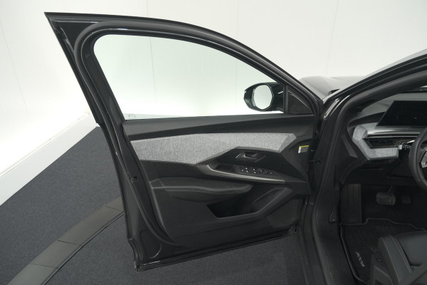 Peugeot 3008 1.2 Hybrid 136 e-DSC6 Allure | Camera | Stoelverwarming | Navigatie | Apple Carplay