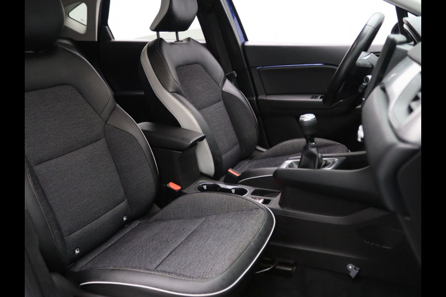 Renault Captur 100pk TCe Intens Cruise | Climate | Carplay | Parkeersens. achter