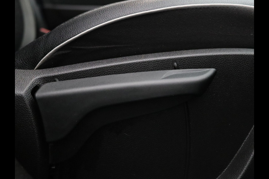 Renault Captur 100pk TCe Intens Cruise | Climate | Carplay | Parkeersens. achter