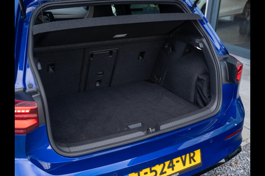 Volkswagen Golf 2.0 TSI R-line / 190PK / Pano / IQ / Black style / H&K / Keyless / Stoel+Stuurverwarming / DAB+