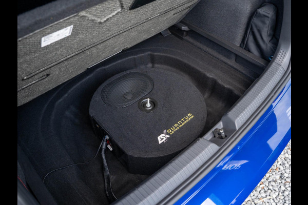 Volkswagen Golf 2.0 TSI R-line / 190PK / Pano / IQ / Black style / H&K / Keyless / Stoel+Stuurverwarming / DAB+