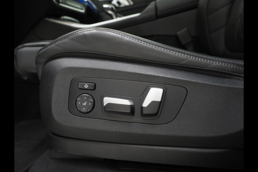 BMW X5 xDrive45e High Executive | Panoramadak | Luchtvering | Trekhaak | Camera | Adaptive Cruise | Carplay