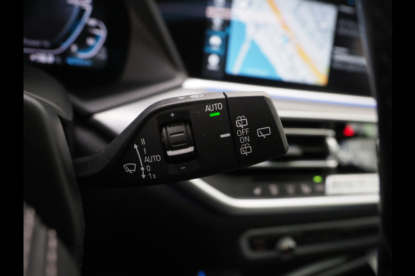 BMW X5 xDrive45e High Executive | Panoramadak | Luchtvering | Trekhaak | Camera | Adaptive Cruise | Carplay