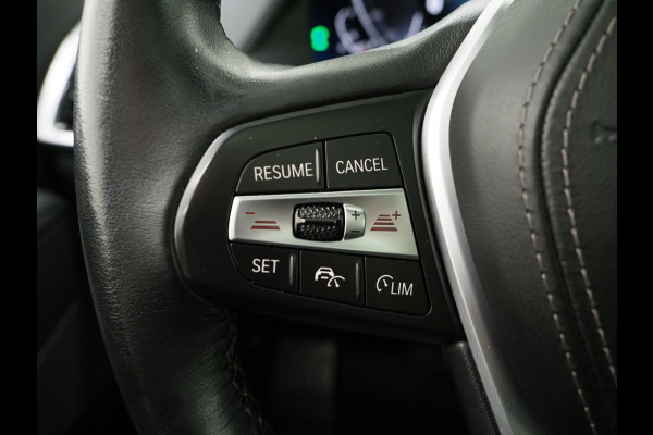 BMW X5 xDrive45e High Executive | Panoramadak | Luchtvering | Trekhaak | Camera | Adaptive Cruise | Carplay