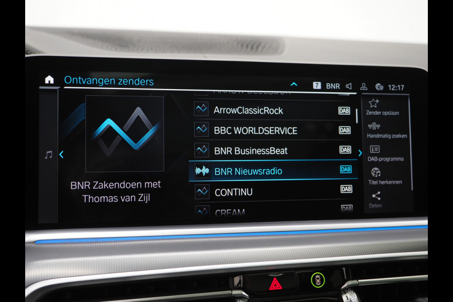 BMW X5 xDrive45e High Executive | Panoramadak | Luchtvering | Trekhaak | Camera | Adaptive Cruise | Carplay