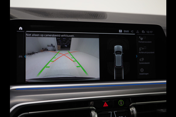BMW X5 xDrive45e High Executive | Panoramadak | Luchtvering | Trekhaak | Camera | Adaptive Cruise | Carplay