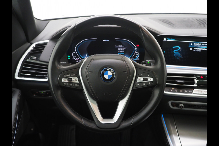 BMW X5 xDrive45e High Executive | Panoramadak | Luchtvering | Trekhaak | Camera | Adaptive Cruise | Carplay