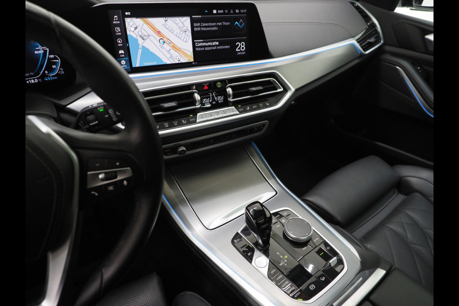 BMW X5 xDrive45e High Executive | Panoramadak | Luchtvering | Trekhaak | Camera | Adaptive Cruise | Carplay