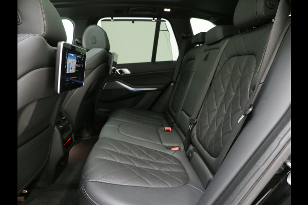 BMW X5 xDrive45e High Executive | Panoramadak | Luchtvering | Trekhaak | Camera | Adaptive Cruise | Carplay