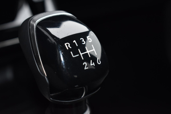 Peugeot 208 1.2 PureTech 100PK Allure Pack | 360 Camera | Navi | Adapt. Cruise | LED | Incl. garantie