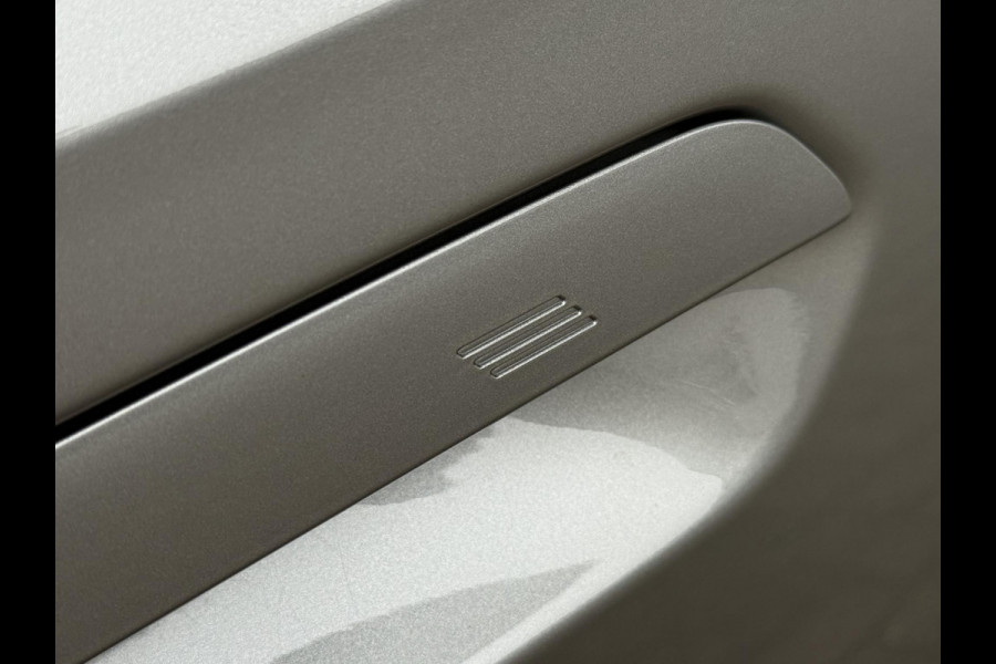 BMW X1 sDrive18i M SPORT | PANORAMA | PREMIUM PACK | ADAPT. CRUISE | KEYLESS ENTRY | STOELVERWARMING |