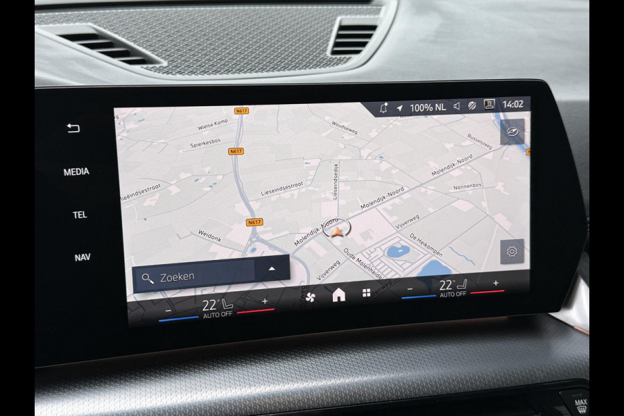 BMW X1 sDrive18i M SPORT | PANORAMA | PREMIUM PACK | ADAPT. CRUISE | KEYLESS ENTRY | STOELVERWARMING |