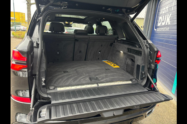 BMW X5 xDrive50e M-Sport PANORAMADAK HARMAN KARDON 360 CAMERA 22 INCH VELGEN LUCHTVERING