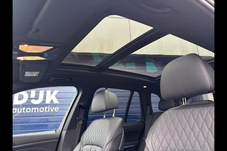 BMW X5 xDrive50e M-Sport PANORAMADAK HARMAN KARDON 360 CAMERA 22 INCH VELGEN LUCHTVERING