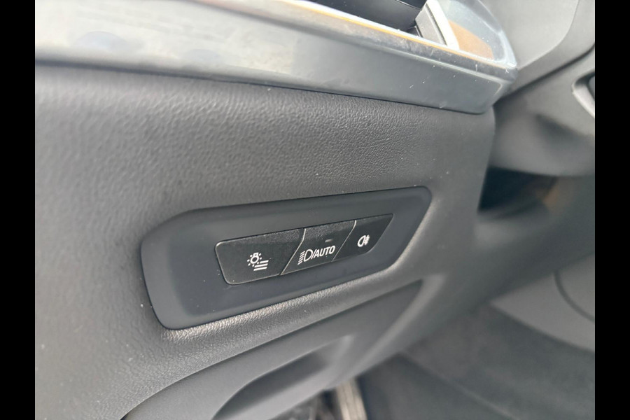 BMW X5 xDrive50e M-Sport PANORAMADAK HARMAN KARDON 360 CAMERA 22 INCH VELGEN LUCHTVERING