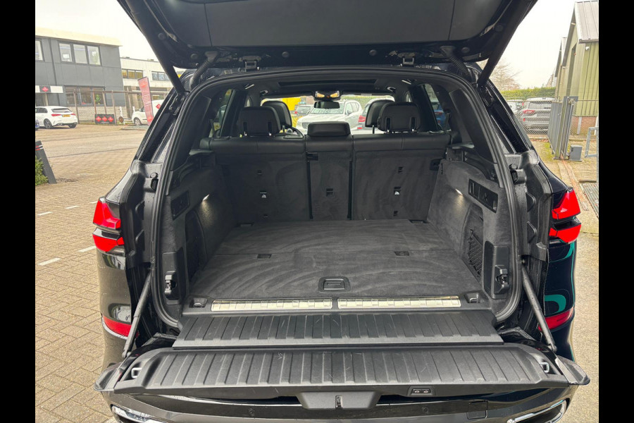 BMW X5 xDrive50e M-Sport PANORAMADAK HARMAN KARDON 360 CAMERA 22 INCH VELGEN LUCHTVERING