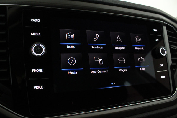 Volkswagen T-Roc 1.0 TSI Style > 110pk/Kleur Indium Grey/Parkeersensoren/navi/All season banden