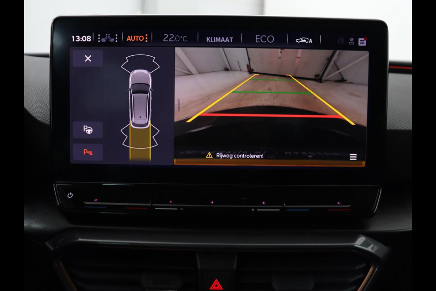 CUPRA Leon 1.4 e-Hybrid | Stoelverwarming | Camera | Carplay | Sfeerverlichting | Navigatie | Full LED | Sportstoelen | Half leder | PHEV | Plug In
