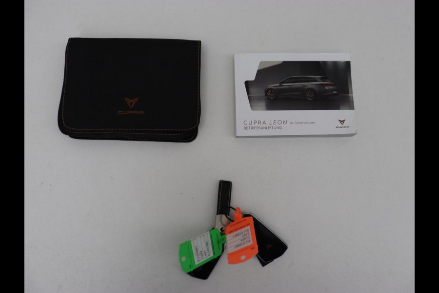 CUPRA Leon 1.4 e-Hybrid | Stoelverwarming | Camera | Carplay | Sfeerverlichting | Navigatie | Full LED | Sportstoelen | Half leder | PHEV | Plug In