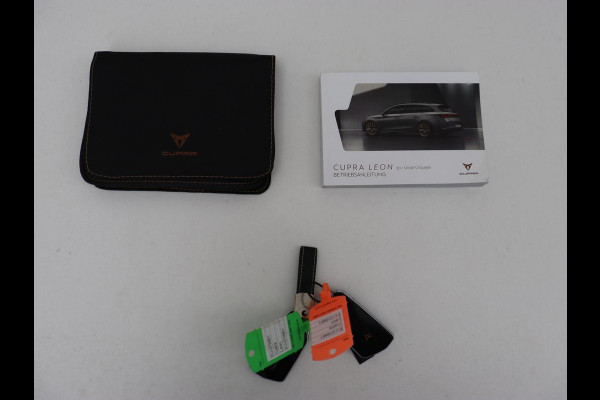 CUPRA Leon 1.4 e-Hybrid | Stoelverwarming | Camera | Carplay | Sfeerverlichting | Navigatie | Full LED | Sportstoelen | Half leder | PHEV | Plug In