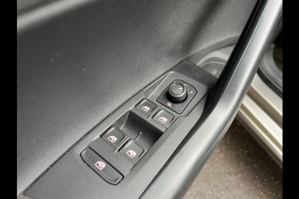 Volkswagen Polo 1.0 TSI Comfortline | Navi + ACC + Carplay Nu € 9.450,-!!!