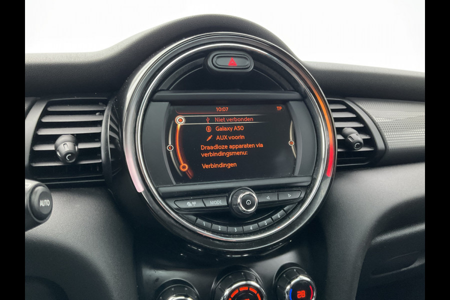 MINI Cooper 1.5 136pk Navi Clima Cruise Pano.dak 5-Deurs Pepper Business