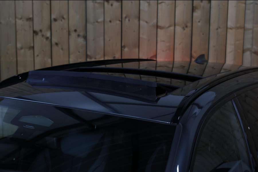 BMW 3 Serie Touring 330e xDrive M-Sport *Pano*H/K*Head-Up*Comforttoegang*