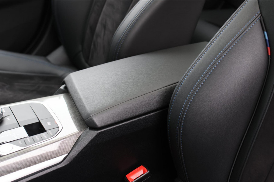 BMW 3 Serie Touring 330e xDrive M-Sport *Pano*H/K*Head-Up*Comforttoegang*
