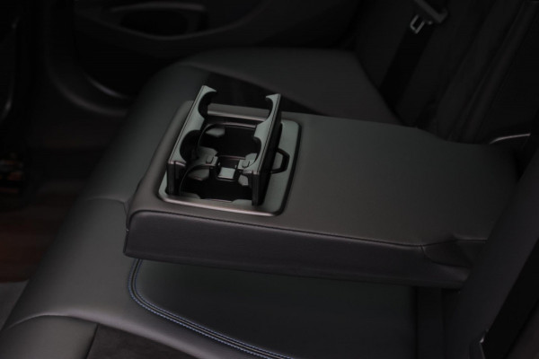 BMW 3 Serie Touring 330e xDrive M-Sport *Pano*H/K*Head-Up*Comforttoegang*