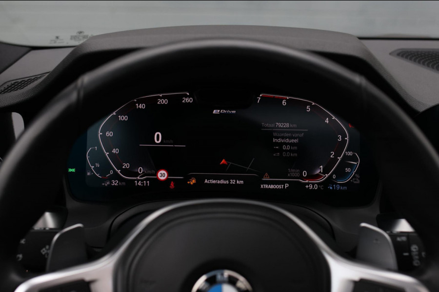 BMW 3 Serie Touring 330e xDrive M-Sport *Pano*H/K*Head-Up*Comforttoegang*