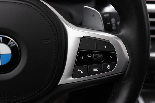 BMW 3 Serie Touring 330e xDrive M-Sport *Pano*H/K*Head-Up*Comforttoegang*