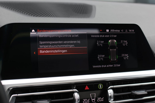 BMW 3 Serie Touring 330e xDrive M-Sport *Pano*H/K*Head-Up*Comforttoegang*