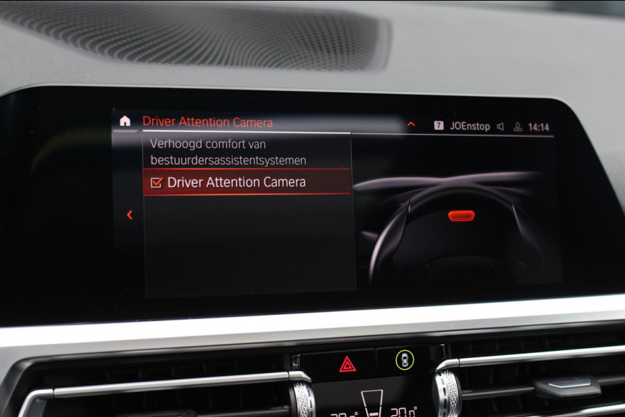 BMW 3 Serie Touring 330e xDrive M-Sport *Pano*H/K*Head-Up*Comforttoegang*