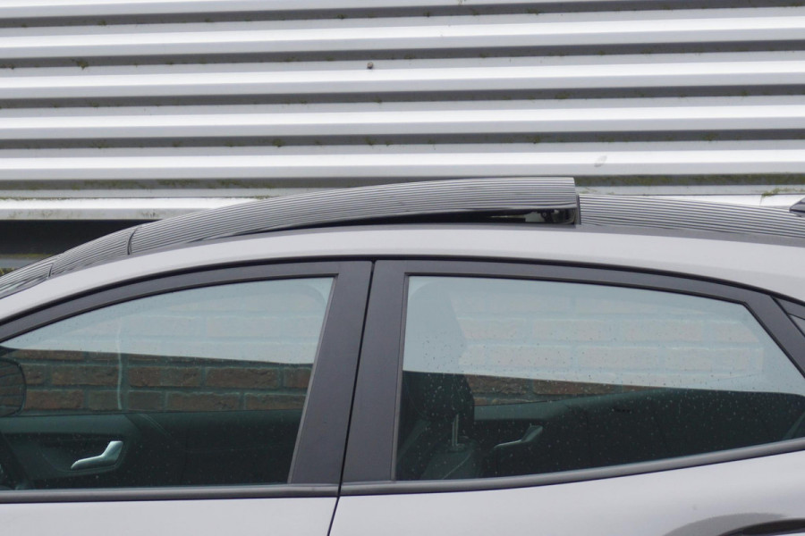 Ford Puma 1.0 125PKEcoB. Hybrid Titanium/Winterpack/Panodak/ B&O geluidsinstallatie/Trekhaak/All-Seasonbanden.